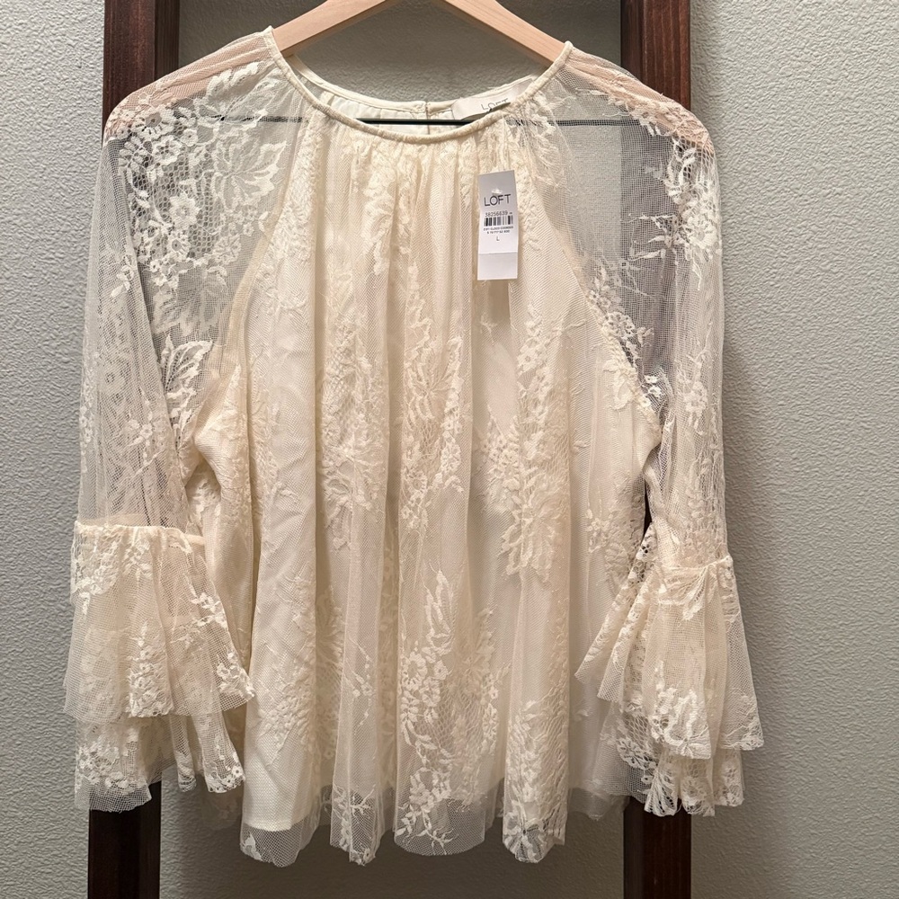 LOFT Chantilly Lace Flared Sleeve Blouse | Size L | NWT